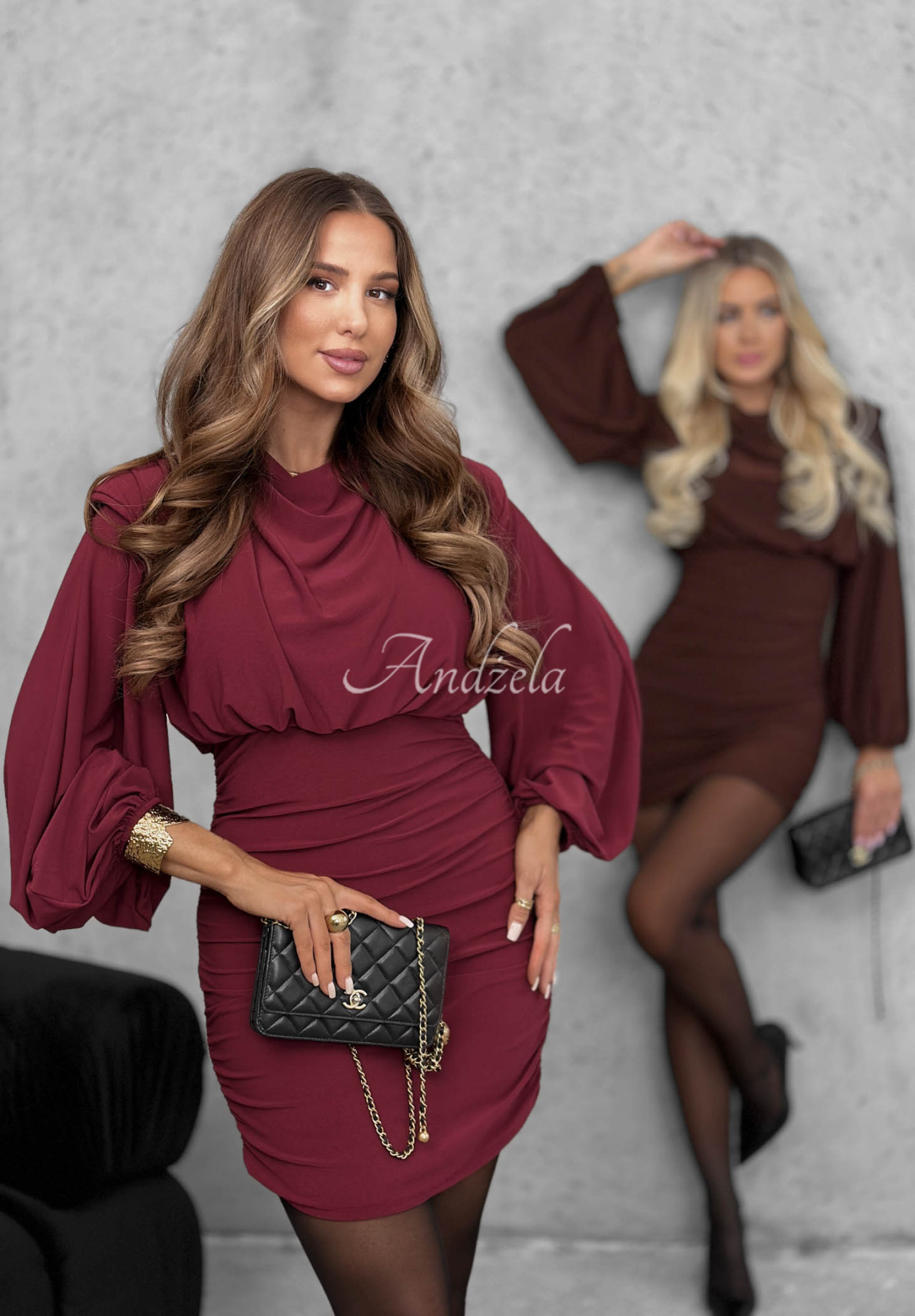 Kleid mit Raffungen und Polstern Maybe Next Time Burgunderrot