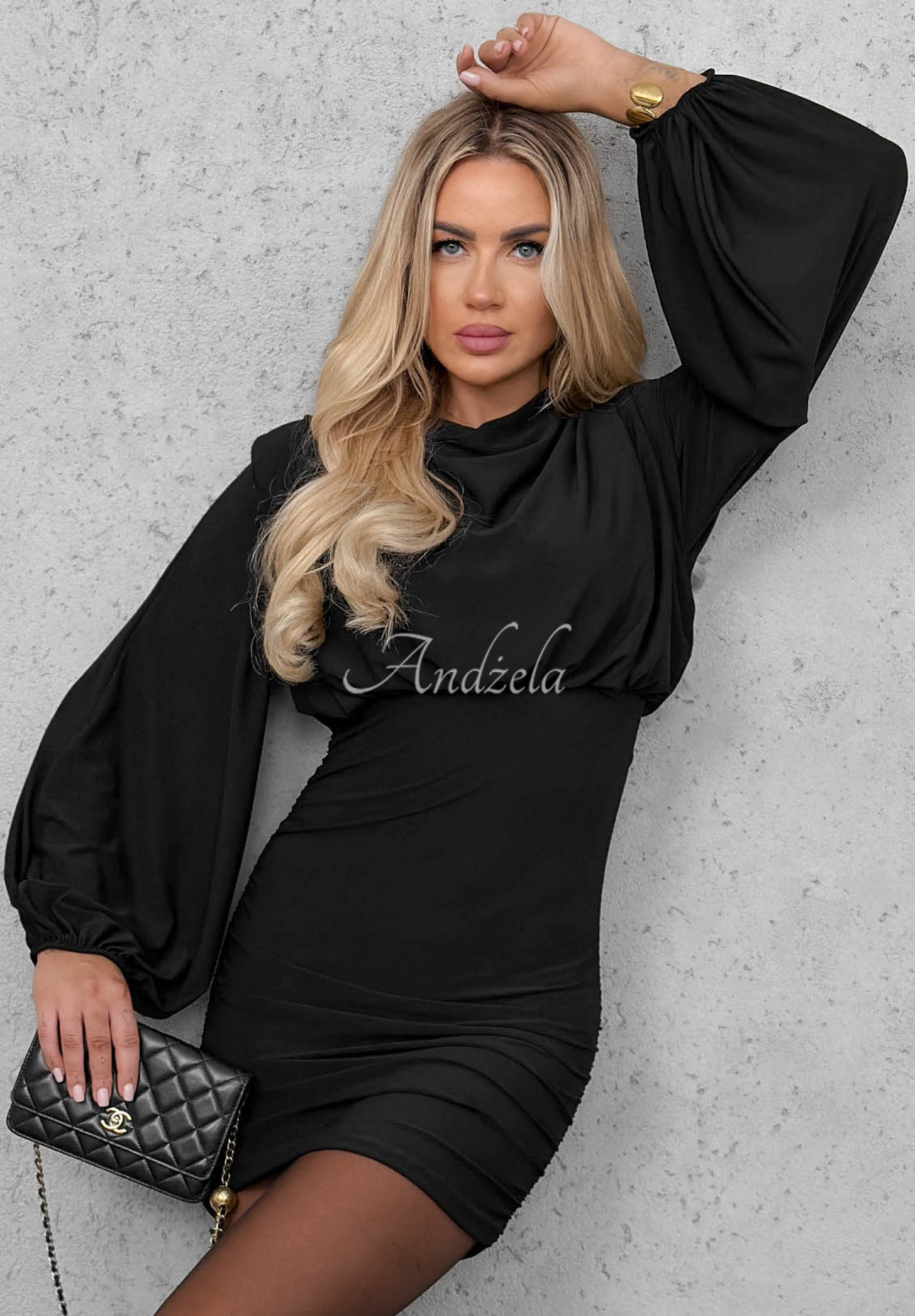 Kleid mit Raffungen und Polstern Maybe Next Time Schwarz