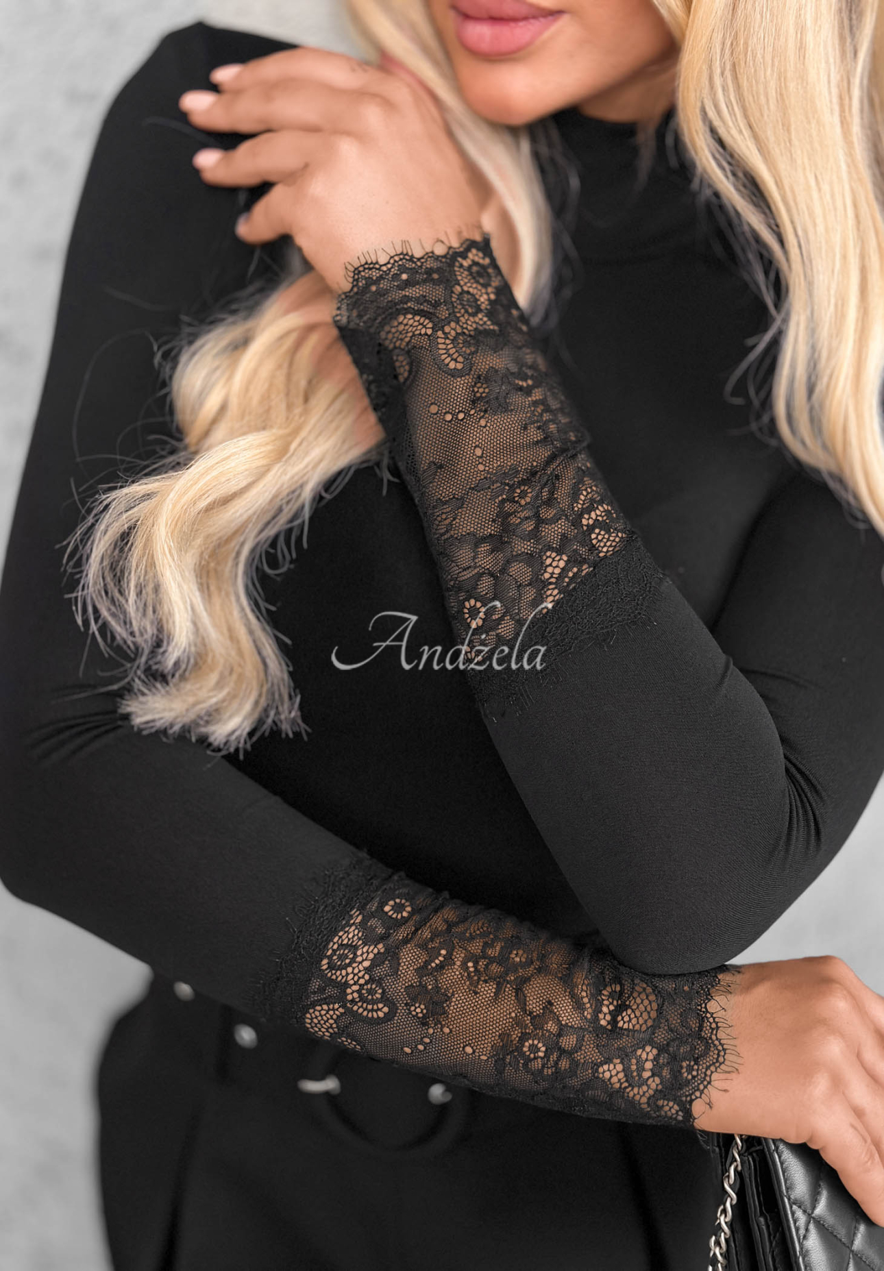 Longsleeve Body mit Turtleneck und Spitze October Kiss Schwarz