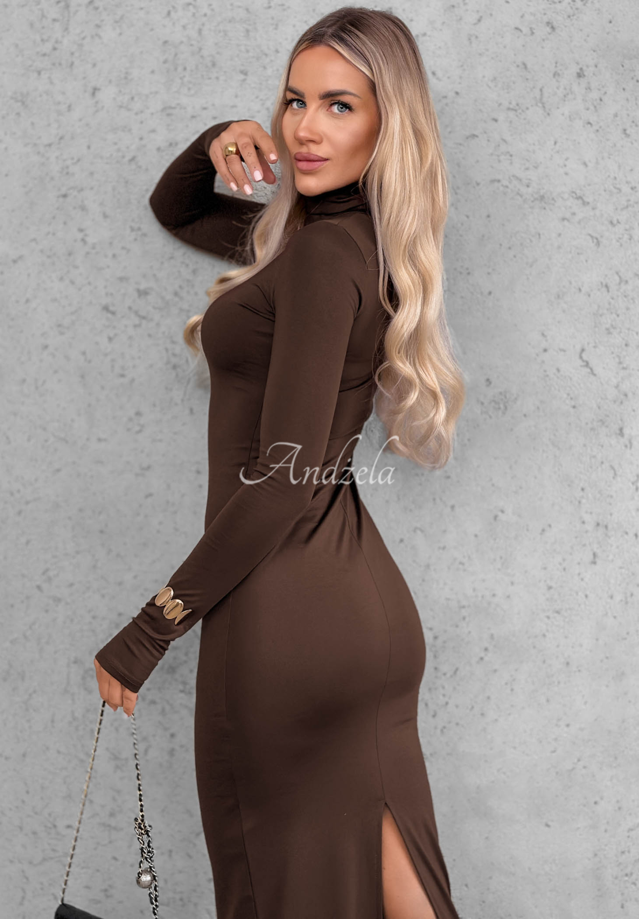 Figurbetontes Viskose-Kleid mit Rollkragen und Schlitz Red Carpet Schokoladenbraun