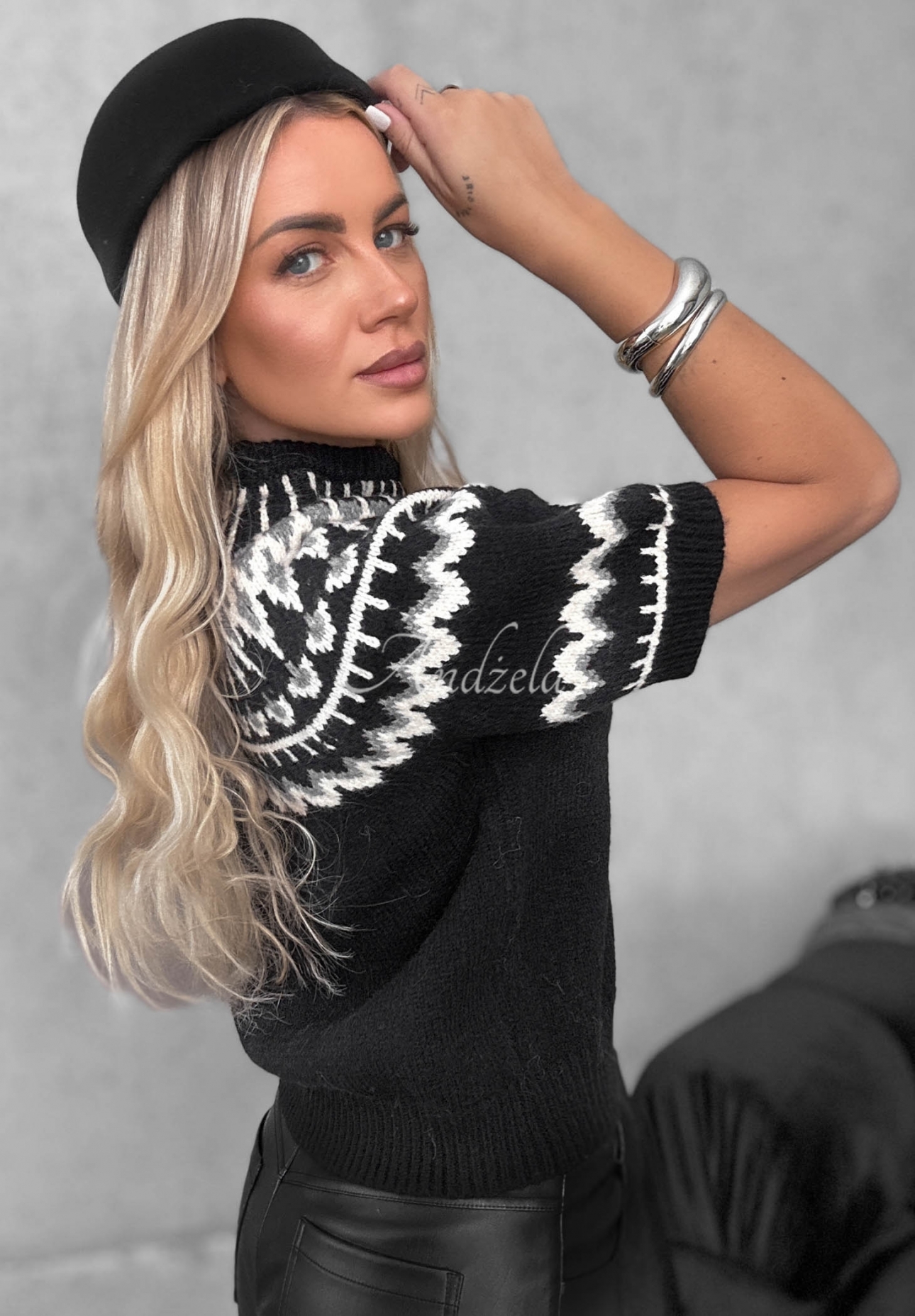 Gemusterter Pullover mit kurzen Ärmeln Mine October Schwarz