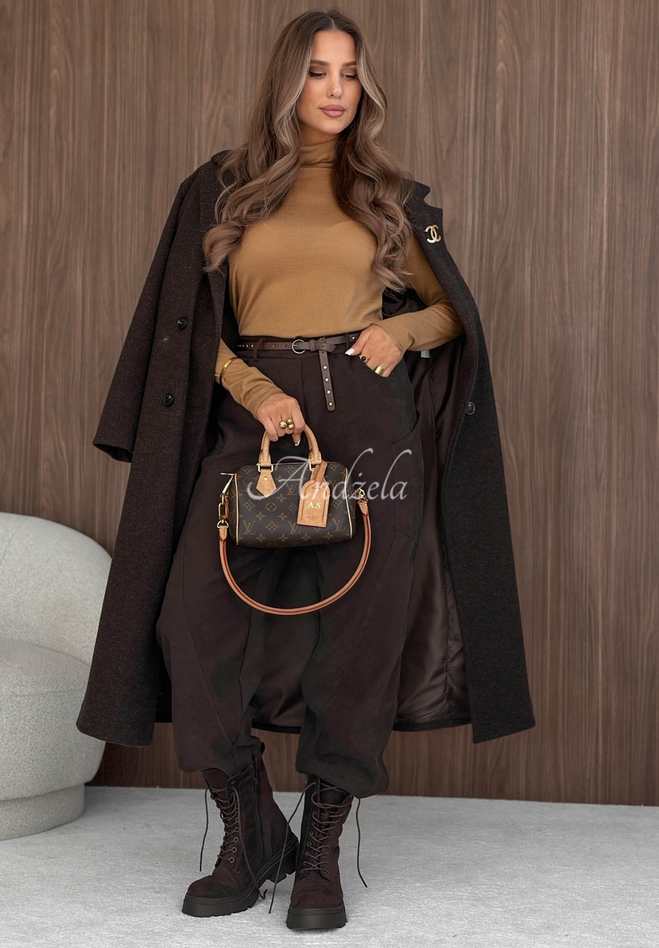 Leichter Wollpullover mit Rollkragen Royal Wool Camel