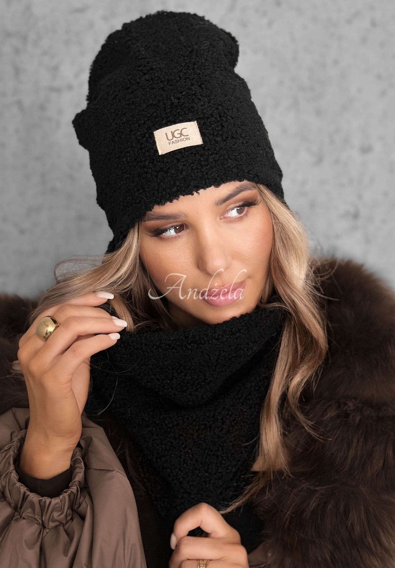 Set Mütze und Schlauchschal mit Lammfellimitat Winter Lady Schwarz