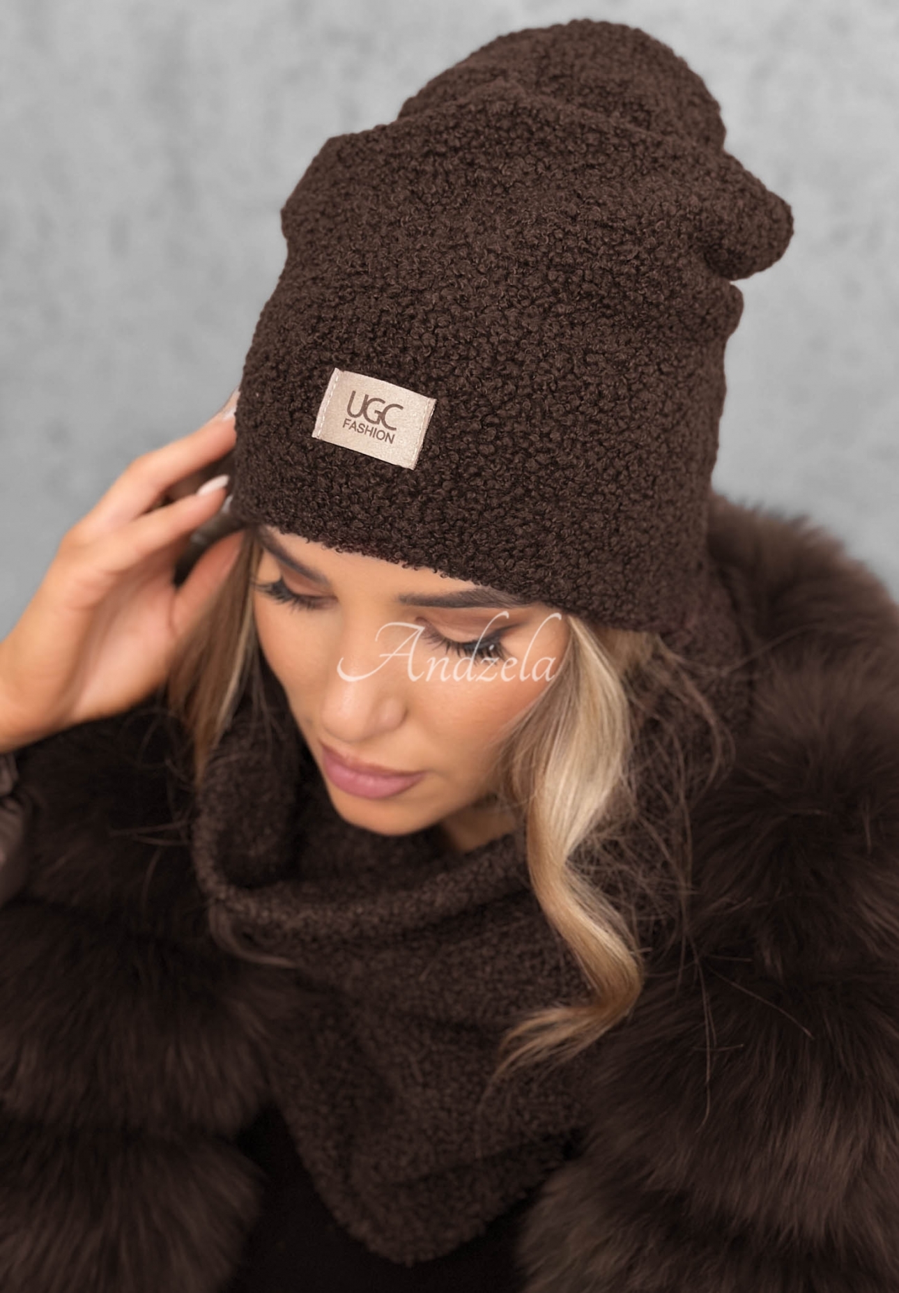 Set Mütze und Schlauchschal mit Lammfellimitat Winter Lady Schokoladenbraun
