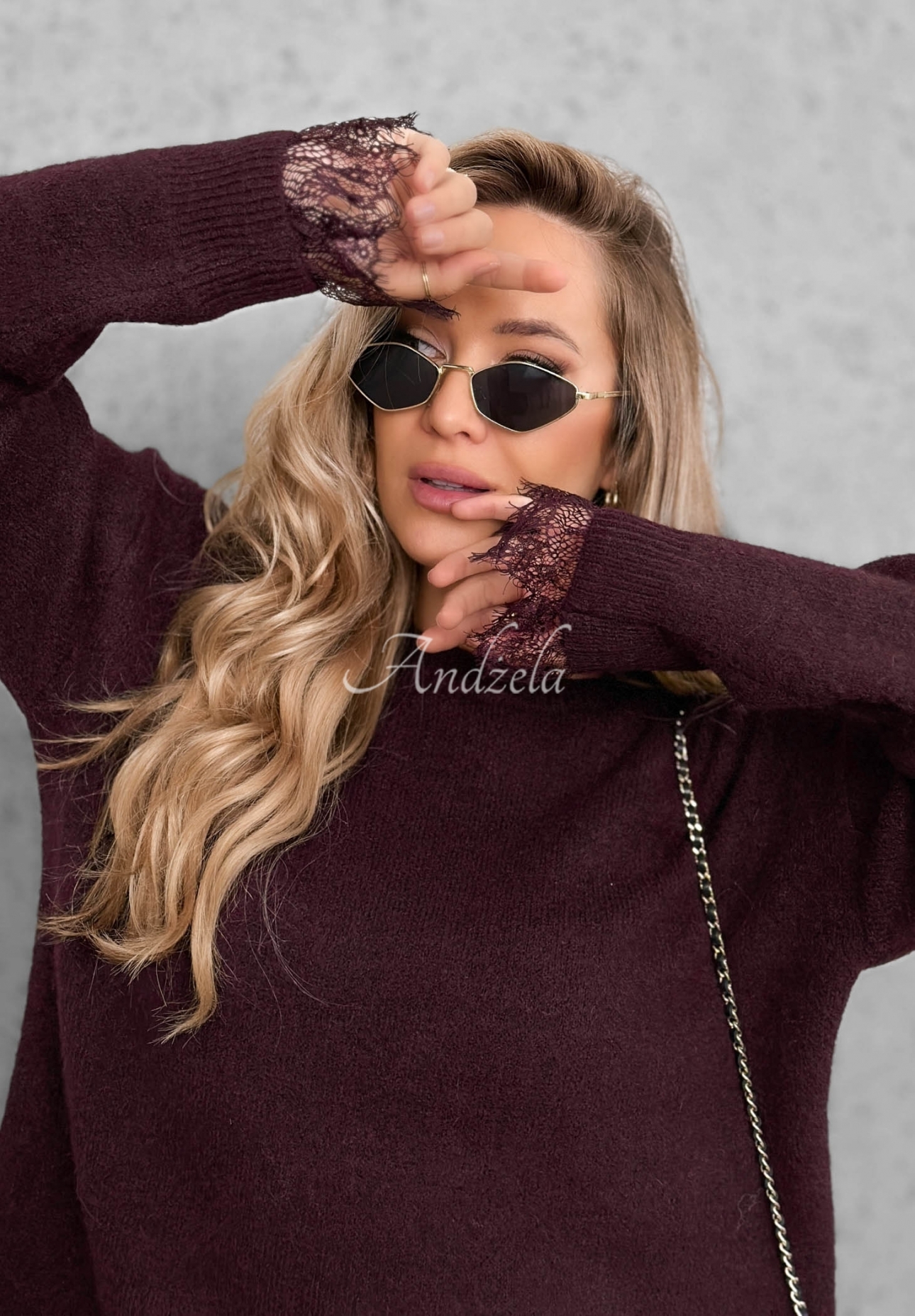 Oversize-Pullover mit Wolle und Spitze Cozy Softness Burgunderrot
