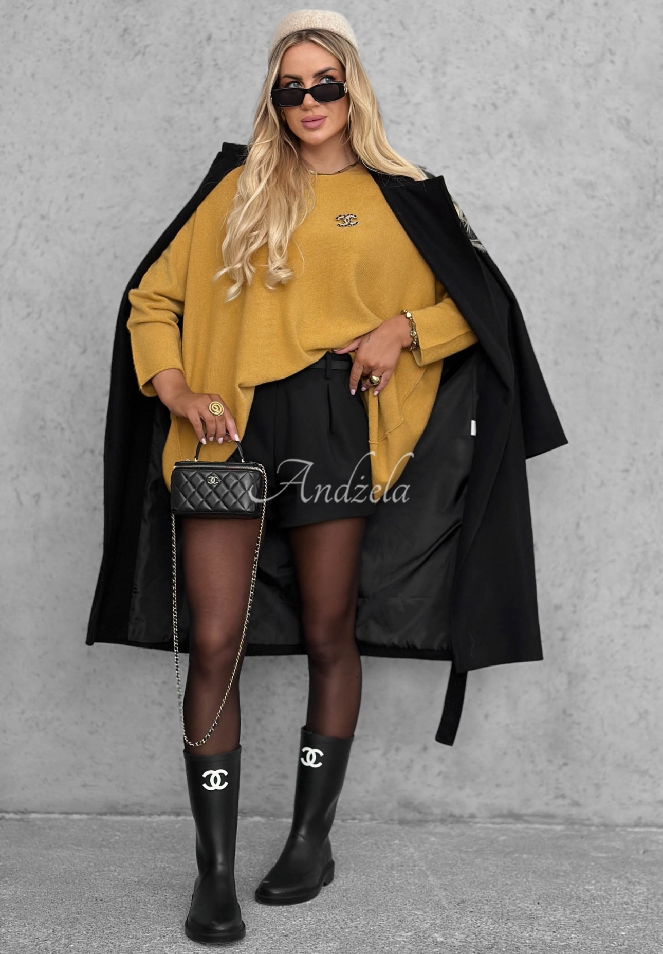 Oversize-Pullover aus Viskose Mellow Light Senffarben