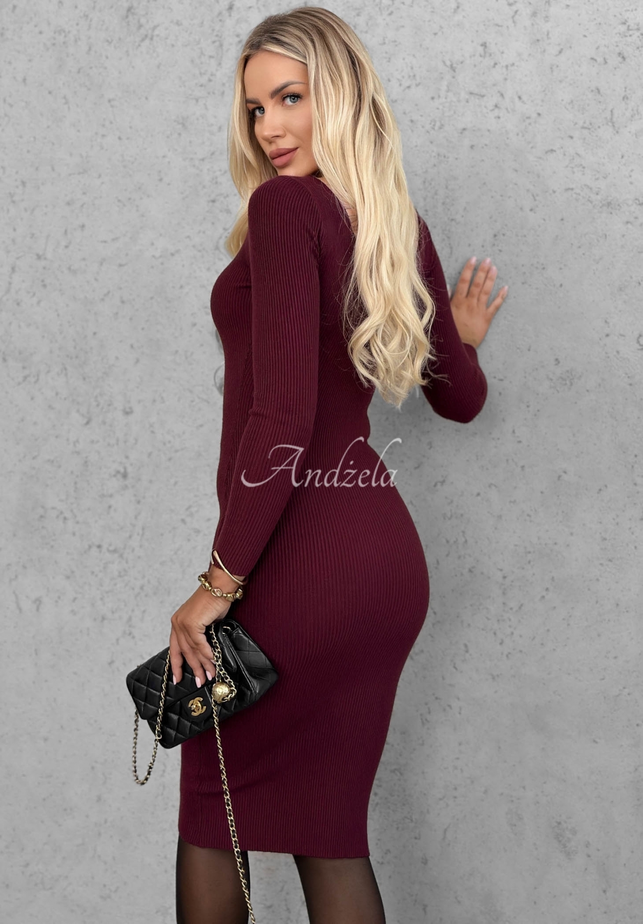 Figurbetontes Midikleid aus Viskose mit Ausschnitt longsleeve City Morning Beerenfarben