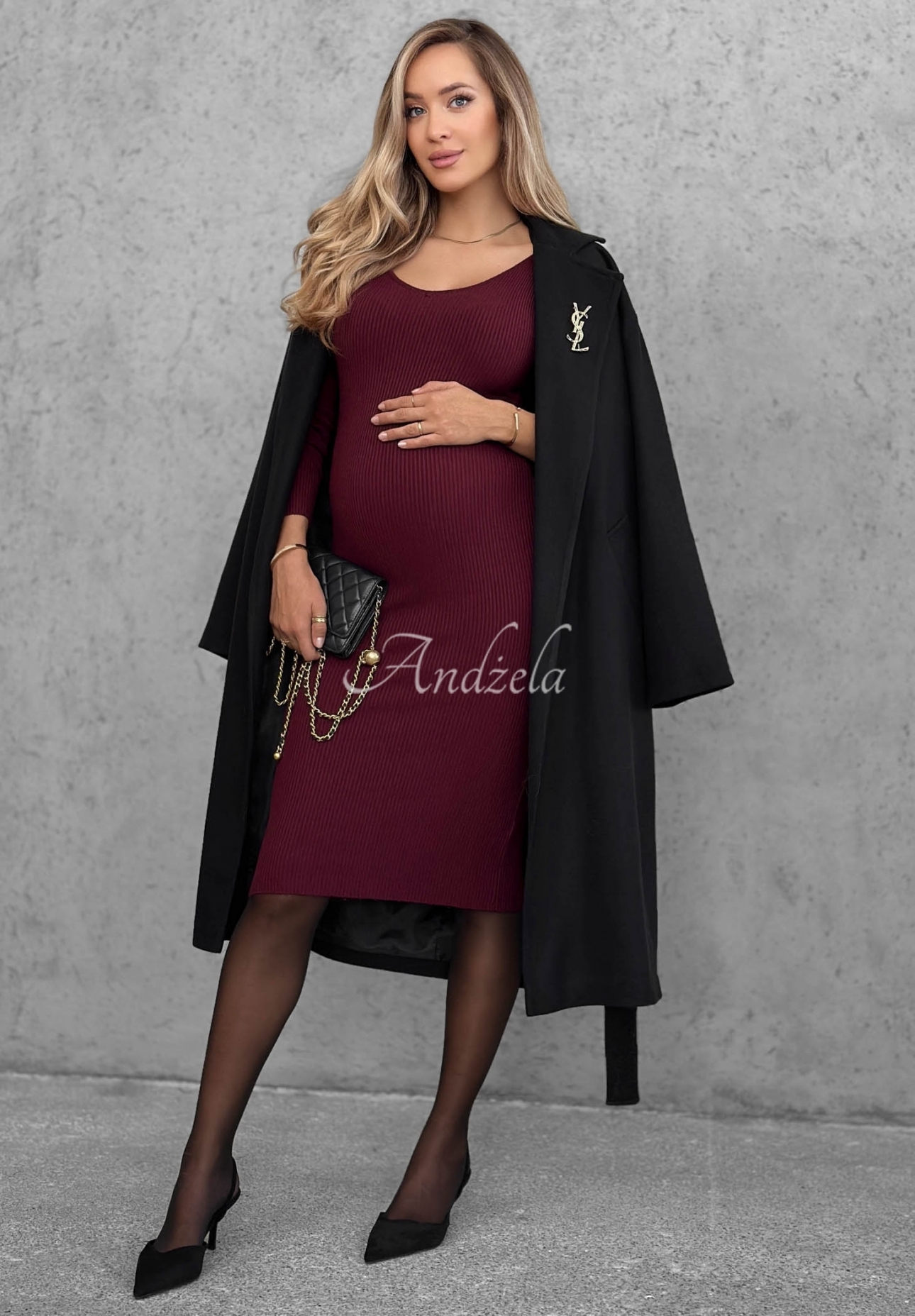 Figurbetontes Midikleid aus Viskose mit Ausschnitt longsleeve City Morning Beerenfarben