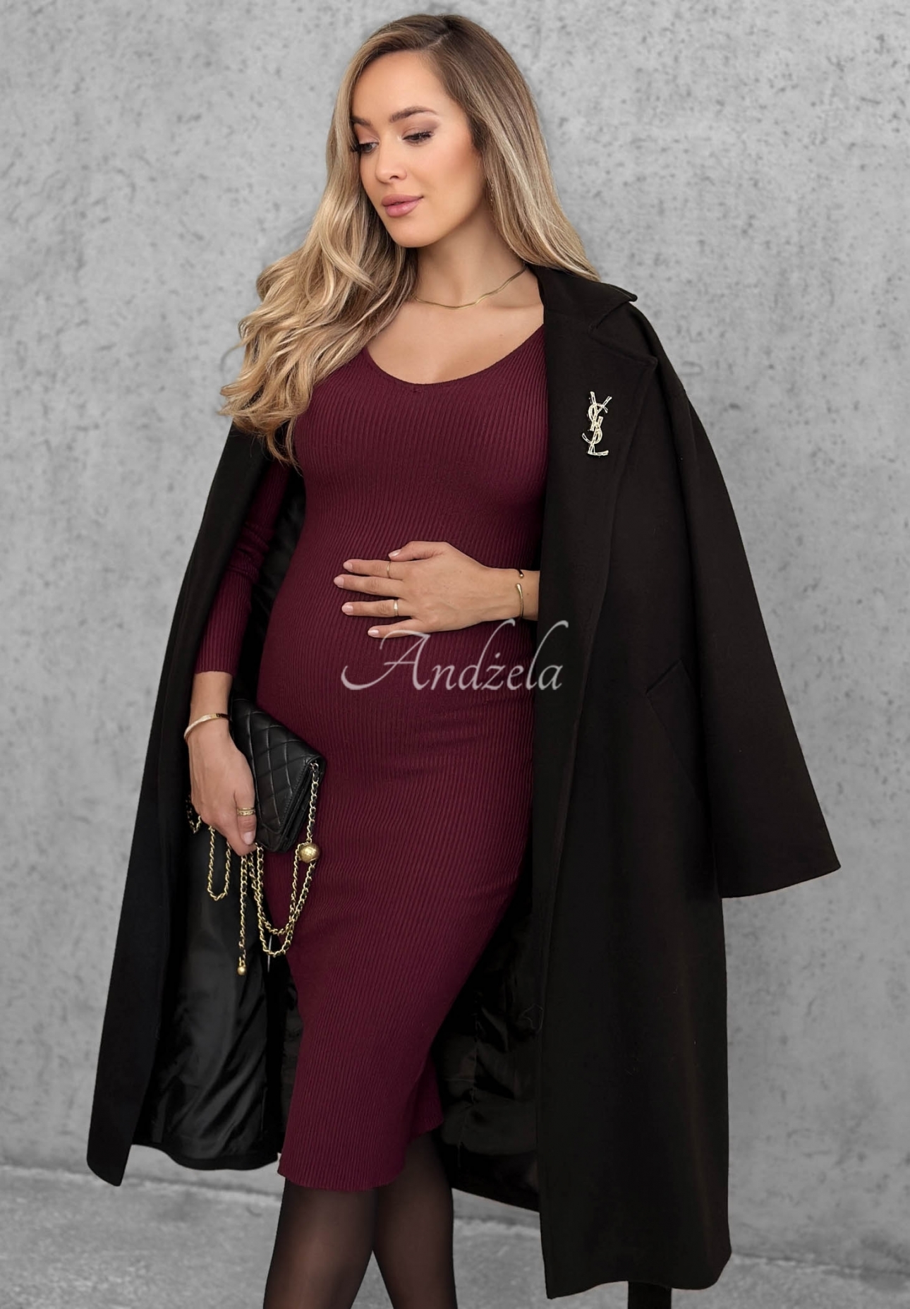 Figurbetontes Midikleid aus Viskose mit Ausschnitt longsleeve City Morning Beerenfarben