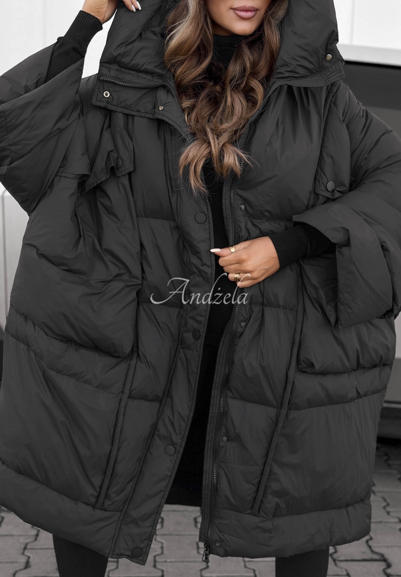 Oversize-Daunenjacke mit Kapuze Frozen Tale Schwarz