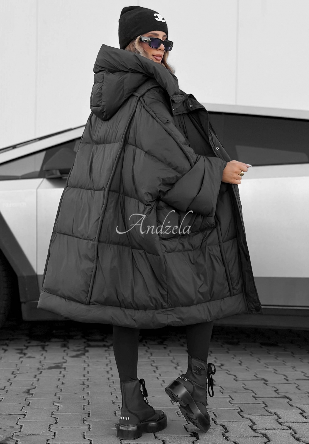 Oversize-Daunenjacke mit Kapuze Frozen Tale Schwarz