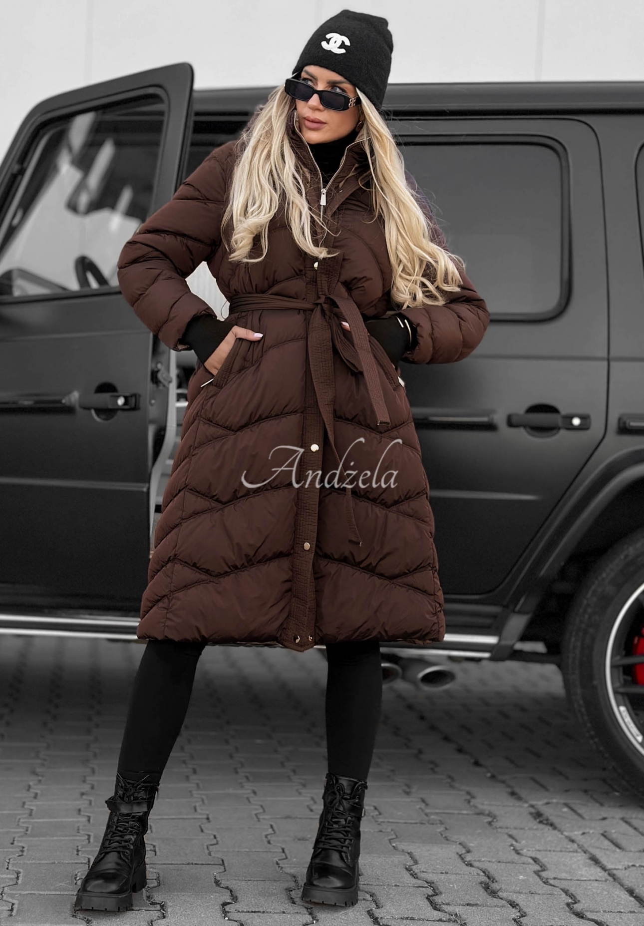 Lange, gesteppte Jacke mit Kapuze und Kragen Frost Angel Schokoladenbraun