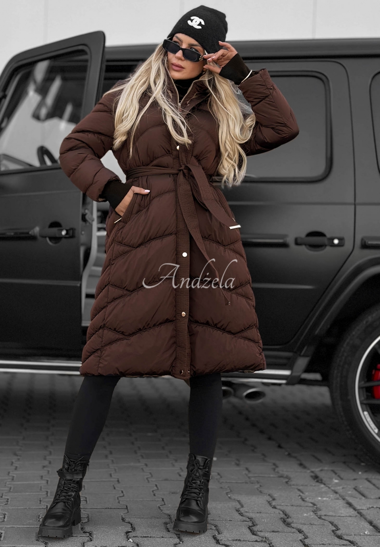 Lange, gesteppte Jacke mit Kapuze und Kragen Frost Angel Schokoladenbraun