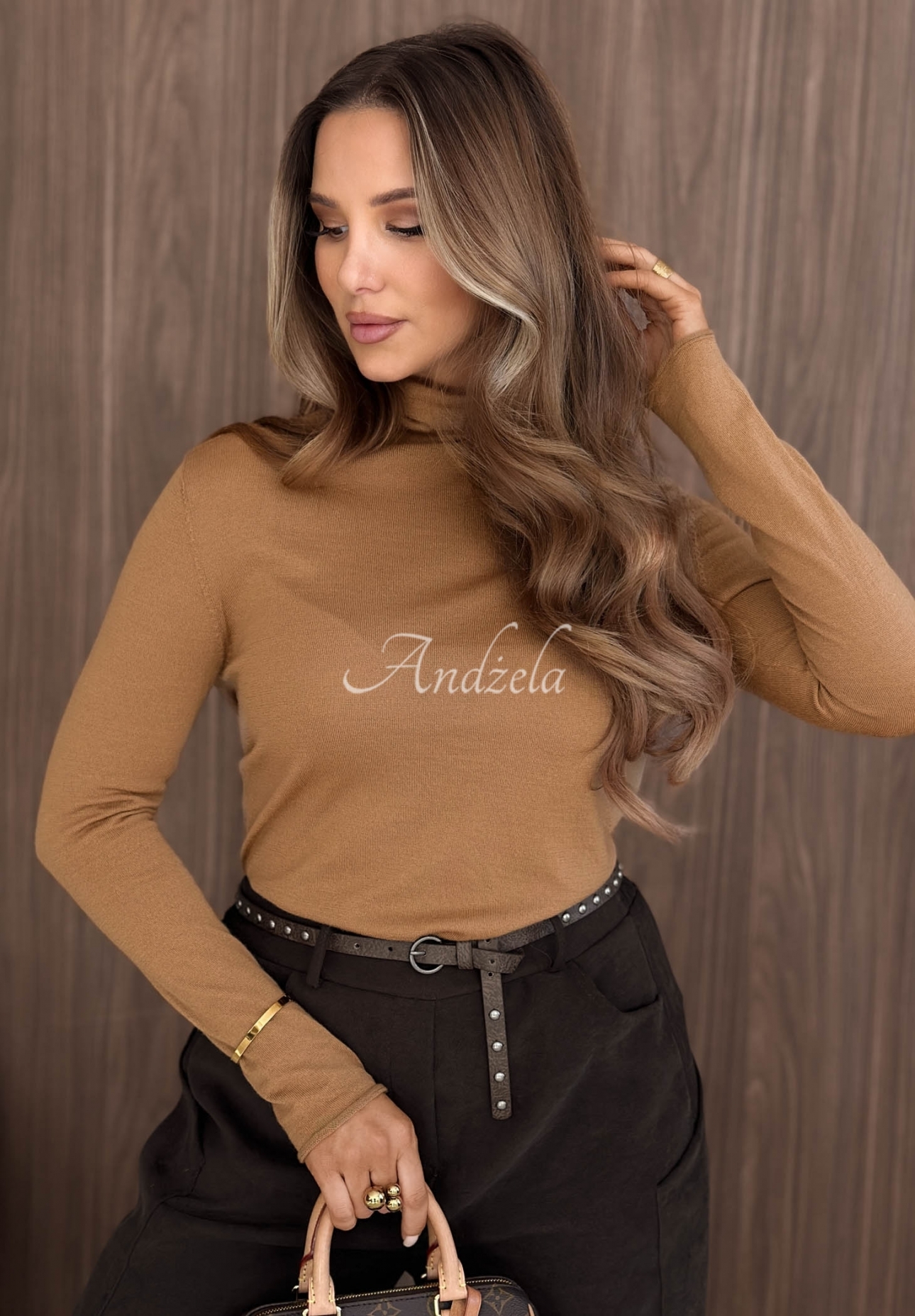 Leichter Wollpullover mit Rollkragen Royal Wool Camel