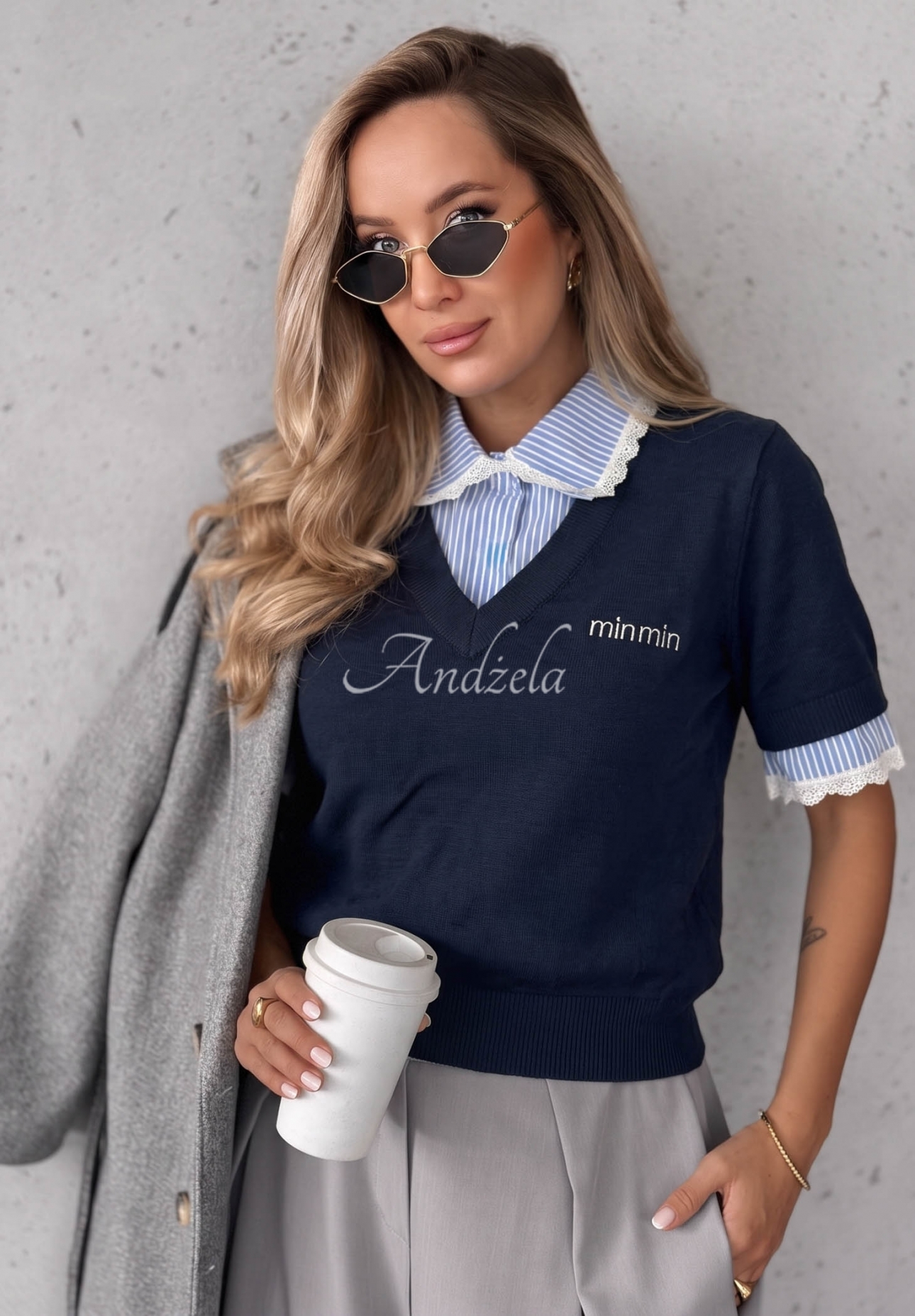 Viskose-Pullover mit Spitze und gestreiftem Kragen Fall Stripes Dunkelblau