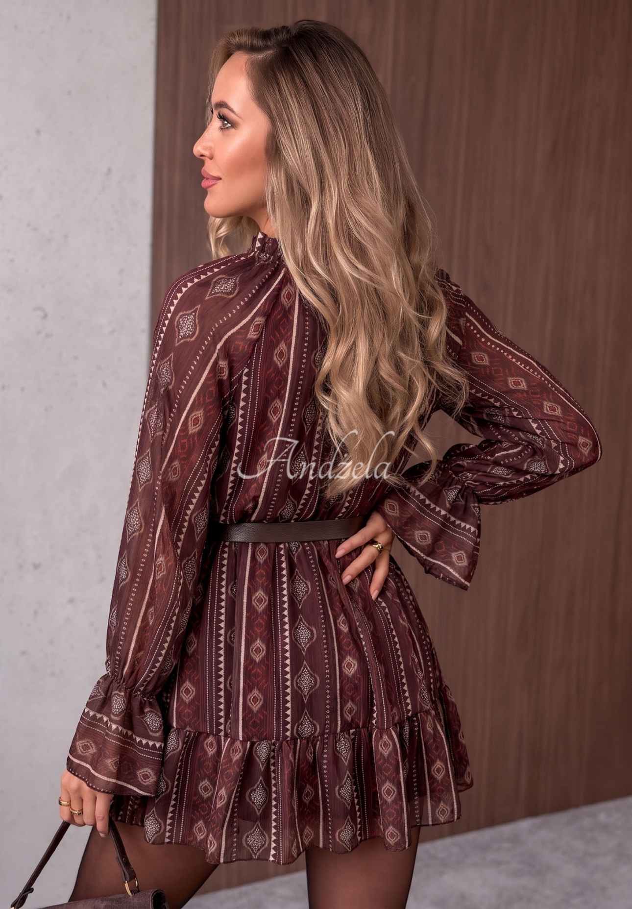 Gemustertes Minikleid mit Rüschen True Romance Beerenfarben